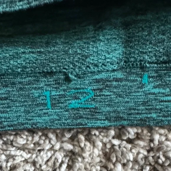 Lululemon Teal Racerback Tank Top - Swiftly Tech - Hip Length Size 12 - Picture 3 of 9
